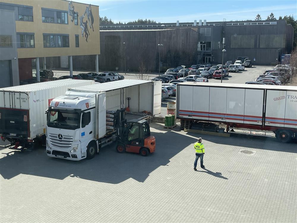 3 lastebiler på konkurranseområdet for Transport og logistikk. Foto. - Klikk for stort bilde
